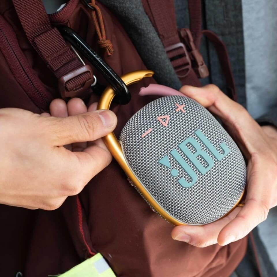 JBL Parlante portátil Clip 4 - Gris - Imagen 5